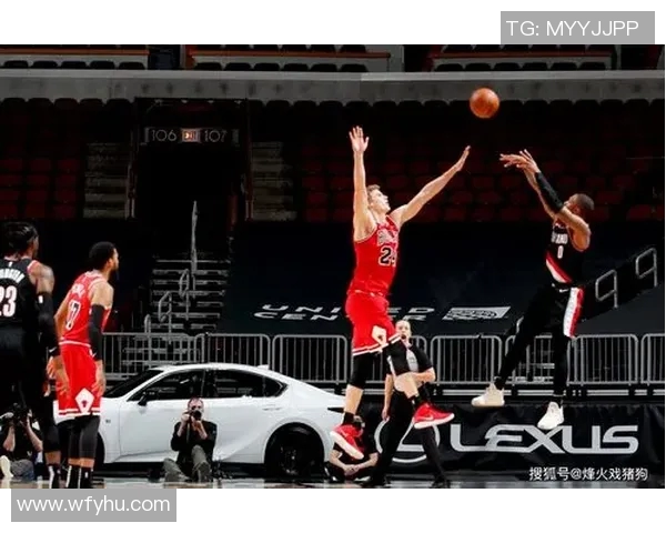 开拓者逆转太阳,利拉德命中绝杀三分——篮球场上的传奇瞬间 开拓者逆转太阳,利拉德命中绝杀三分——篮球场上的传奇瞬间